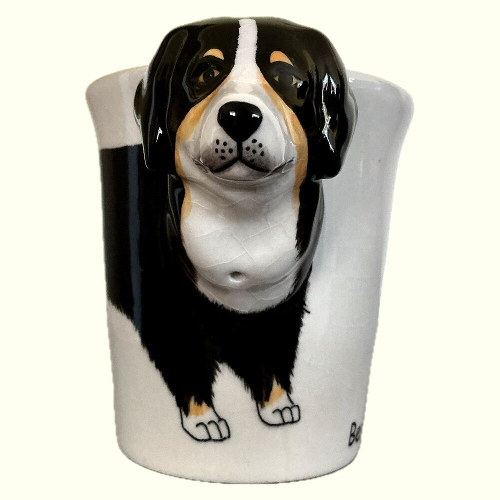 GUC - Vintage Handpainted 9 oz Ceramic Bernese Mountain Dog Handled Coffee Mug